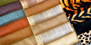 12000 υφάσματα για κάθε γούστο και κάθε στιλ. Για κουρτίνες, καλύμματα, ριχτάρια...