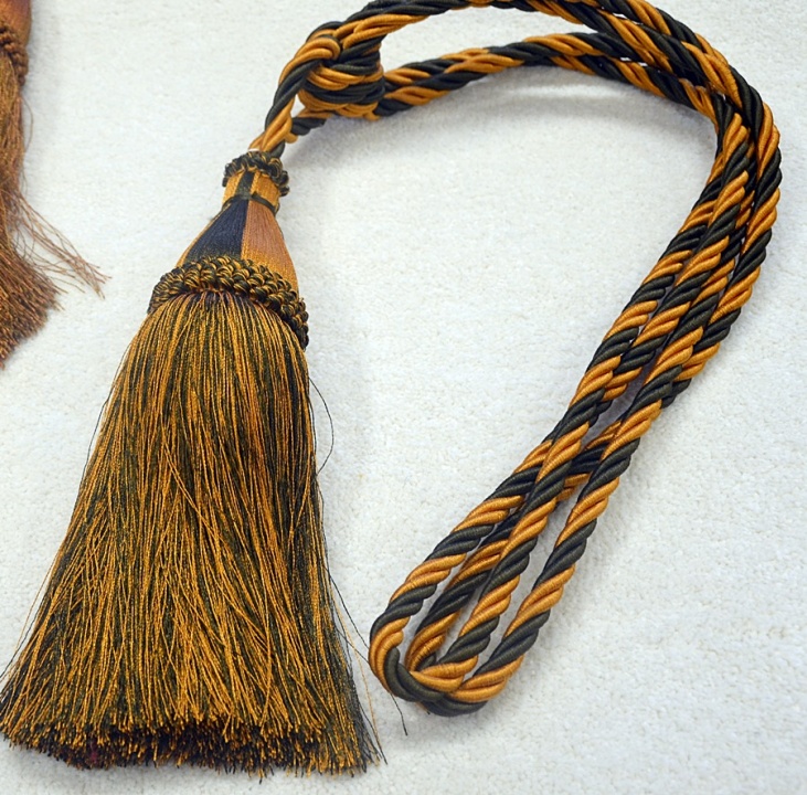 Δέστρα Κυπαρισσί - Χρυσό