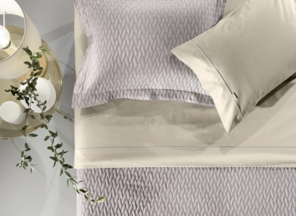 Μονόχρωμο Σεντόνι Guy Laroche Reserve Natural