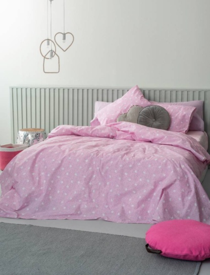 Palamaiki Παιδική απλωματοθήκη ημίδιπλη Luminous Fleck Lilac. Σετ δύο τεμαχίων, κατασκευασμένο από 100% βαμβάκι 144 κλωστών. Σε λιλά χρωματισμό, με πουά μοτίβο που φωσφορίζει στο σκοτάδι.