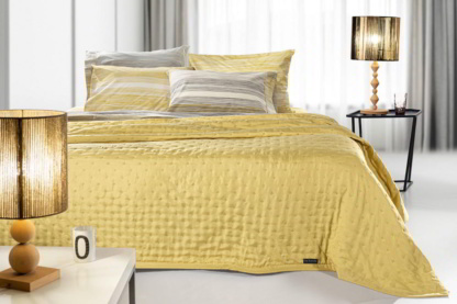 Guy Laroche Κουβερλί King Size Μονόχρωμο, Κίτρινο Lime Με Μοντέρνα Καπιτονέ Ραφή. Απαλό Κι Ελαφρύ, 100% Microfiber, Σετ Με Ασορτί Διακοσμητική Μαξιλαροθηκη - Public Lime