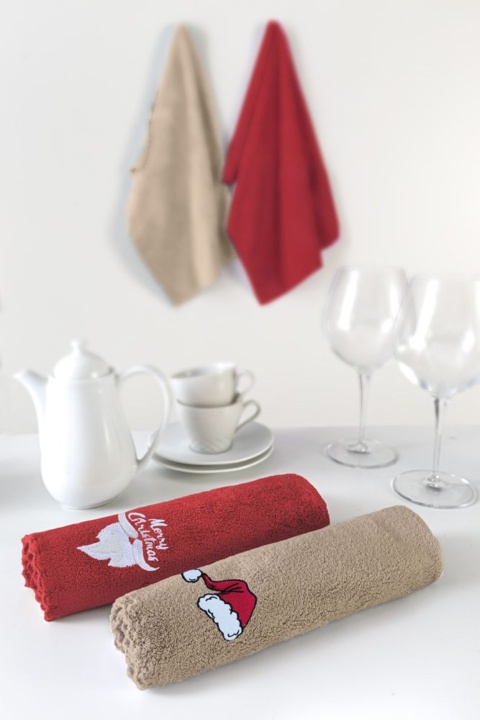 Guy Laroche Πετσετάκια Κουζίνας Christmas Towels Set 1. Απορροφητικά, πολύ μαλακά, κατασκευασμένα από 100% μικροΐνες. Σετ δύο τεμαχίων, σε κόκκινο και μπεζ χρωματισμό, 35 x 50 εκατοστά.