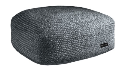 Πουφ Guy Laroche Boho Anthracite. Κατασκευασμένο από 100% φυσική γιούτα, σε ανθρακί χρωματισμό. Τετράγωνο, 50 x 50 x 25 εκατοστά.