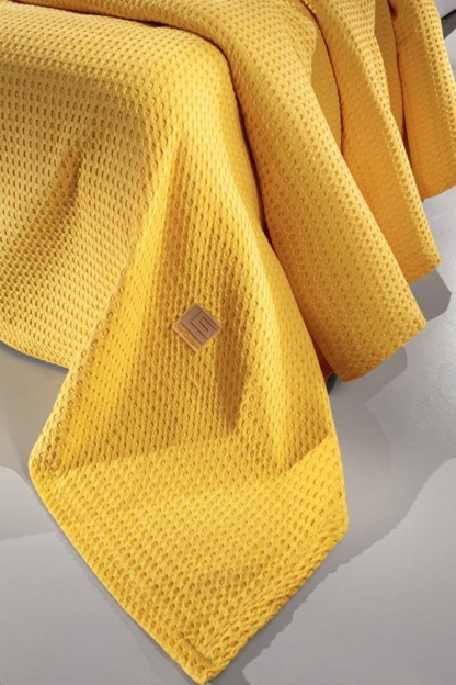Κουβέρτα Vivid Yellow 230x260 - Guy Laroche - Image 3