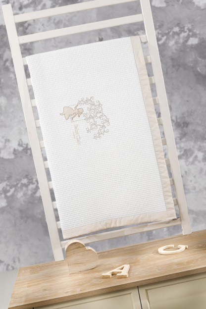 Κουβέρτα Bebe TINA πικέ 110x150 - Saint Clair