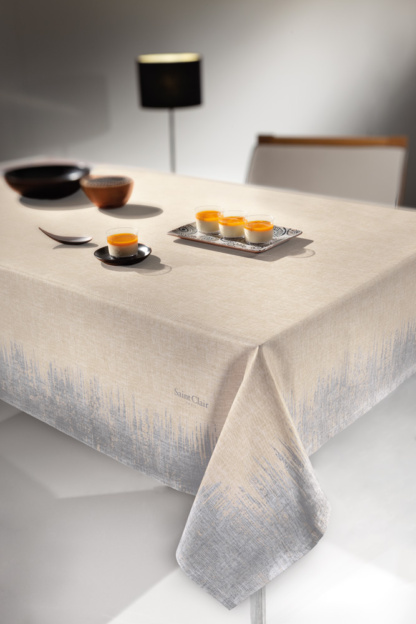 Τραπεζομάντηλο 1021 Beige Silver 145x145 - Saint Clair