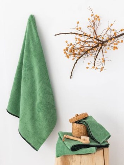 Πετσέτα Χεριών Towels Collection 30x50 BROOKLYN - GREEN από ύφασμα 100% βαμβάκι 500 γραμμαρίων ανά m². Πολύ απορροφητική και απαλή.