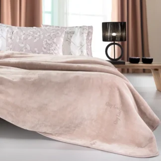 Βελουτέ Κουβέρτα Logo Pudra 160x220 - Guy Laroche