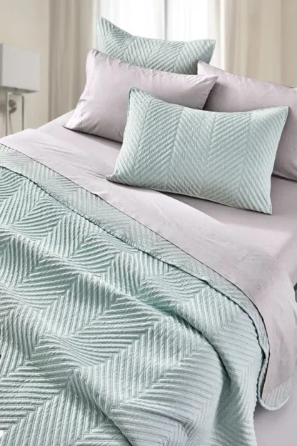 Σετ 2τμχ Κουβερλί Bone Mint 250x240 - Guy Laroche - Image 3