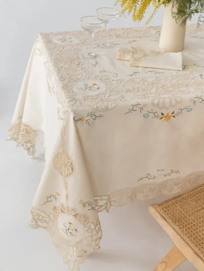 Σετ Τραπεζομάντηλο Με 12 Πετσέτες Φαγητου Vintage Beauty 180x270 CAROLINE - ECRU