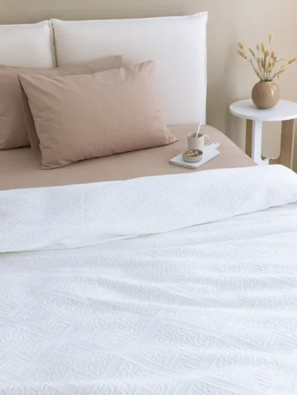 Κουβέρτα 250x260 CARLA - WHITE