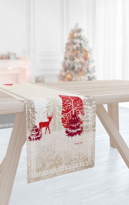 Αλέκιαστη τραβέρσα δύο όψεων της Saint Clair Paris. Σε γκρι απόχρωση από τη μία μεριά και μοντέρνο σχέδιο από την άλλη. Κατασκευασμένη από 100% πολυεστέρα.