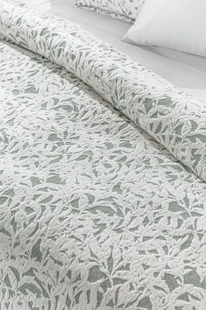 Κουβέρτα king size Guy Laroche Blossom Verde