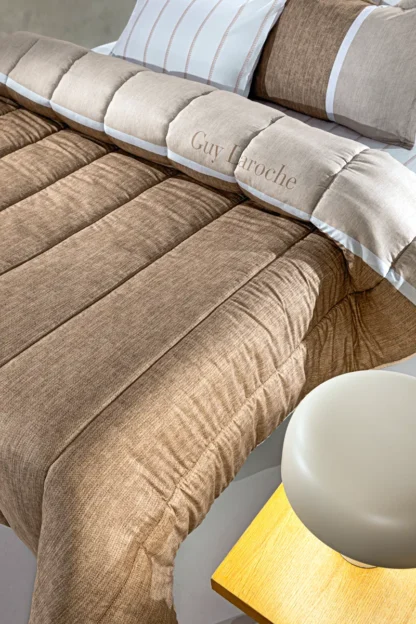 Πάπλωμα Beverly Almond 220x240 Suede - Guy Laroche - Image 3