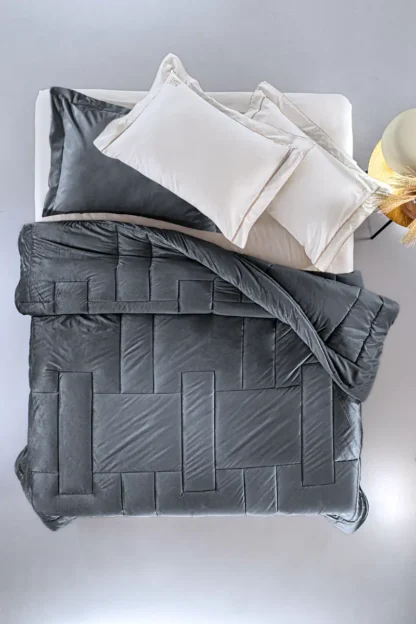 Πάπλωμα Scarlett Carbon 250x240 - Guy Laroche