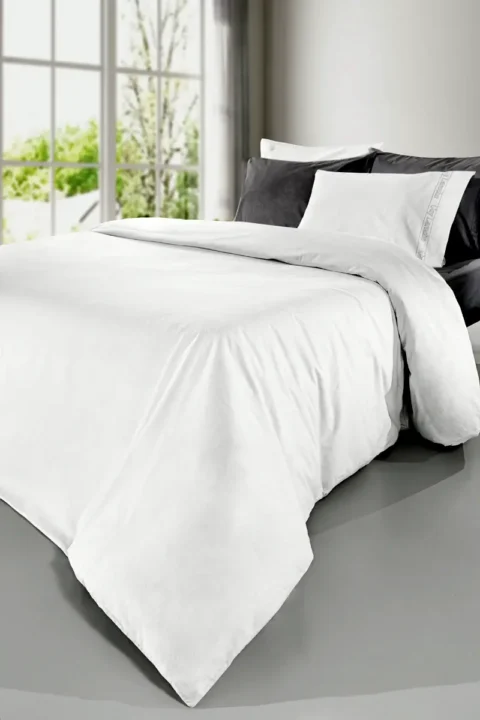 Παπλωματοθήκη υπέρδιπλη λευκή, από 100% βαμβακερό περκάλι Guy Laroche Color Plus White