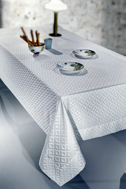 Τραπεζομάντηλο Horizon White 160x320 - Guy Laroche