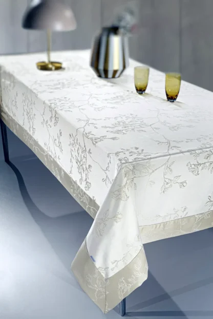 Τραπεζομάντηλο Country Beige 160x320 - Guy Laroche