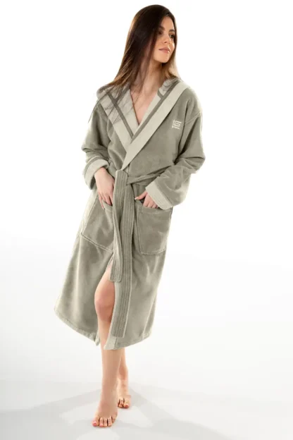 Μπουρνούζι Monogram Khaki Medium - Guy Laroche - Image 3