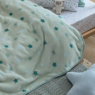 Παιδική κουβέρτα μονή fleece, στο πράσινο χρώμα της μέντας με μικρά αστεράκια Palamaiki BV729