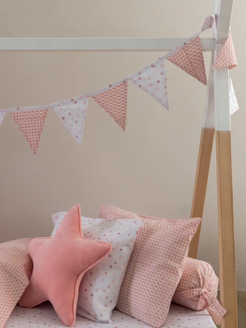 Διακοσμητικά σημαιάκια Bon Bon 240cm BB100-BB101 ROSE