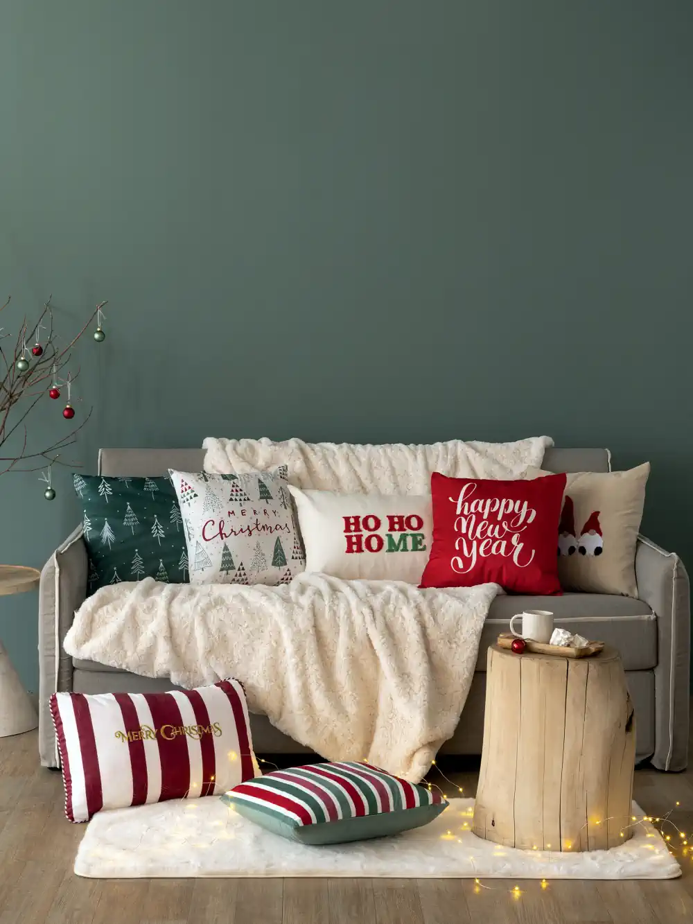 Πρωτοχρονιάτικες εορταστικές μαξιλαροθήκες με σχέδιο Palamaiki