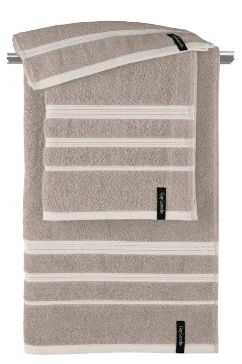 Πετσέτες μπάνιου καφέ, σετ τριών τεμαχίων ακτασκευασμένο από 100% βαμβάκι Guy Laroche Sofrano Wenge