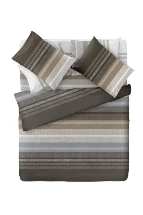 Σεντόνια υπέρδιπλα Saint Clair Keros Cocoa. Σετ τεσσάρων τεμαχίων, κατασκευασμένο από 100% βαμβάκι, με ριγέ σχεδιασμό. To σετ αποτελείται από δυο σεντόνια 240 x 260 εκατοστά και δυο ασορτί μαξιλαροθήκες.