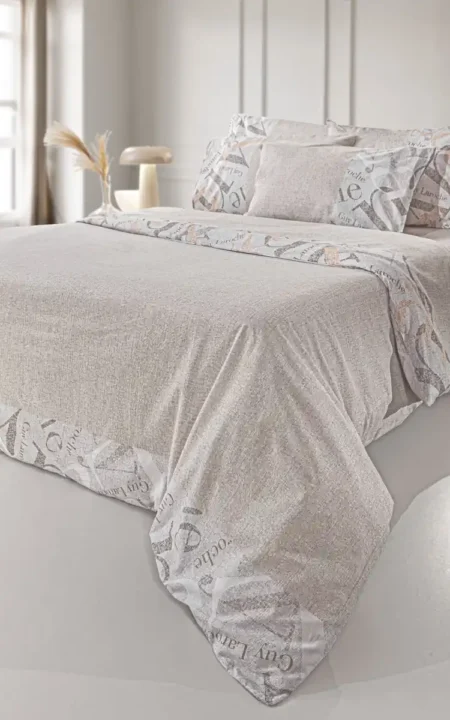 Σεντόνια King Size Guy Laroche Passport Beige. Σετ τεσσάρων τεμαχίων, κατασκευασμένο από 100% βαμβάκι, με μοντέρνο σχεδιασμό, στο πράσινο χρώμα της μέντας.