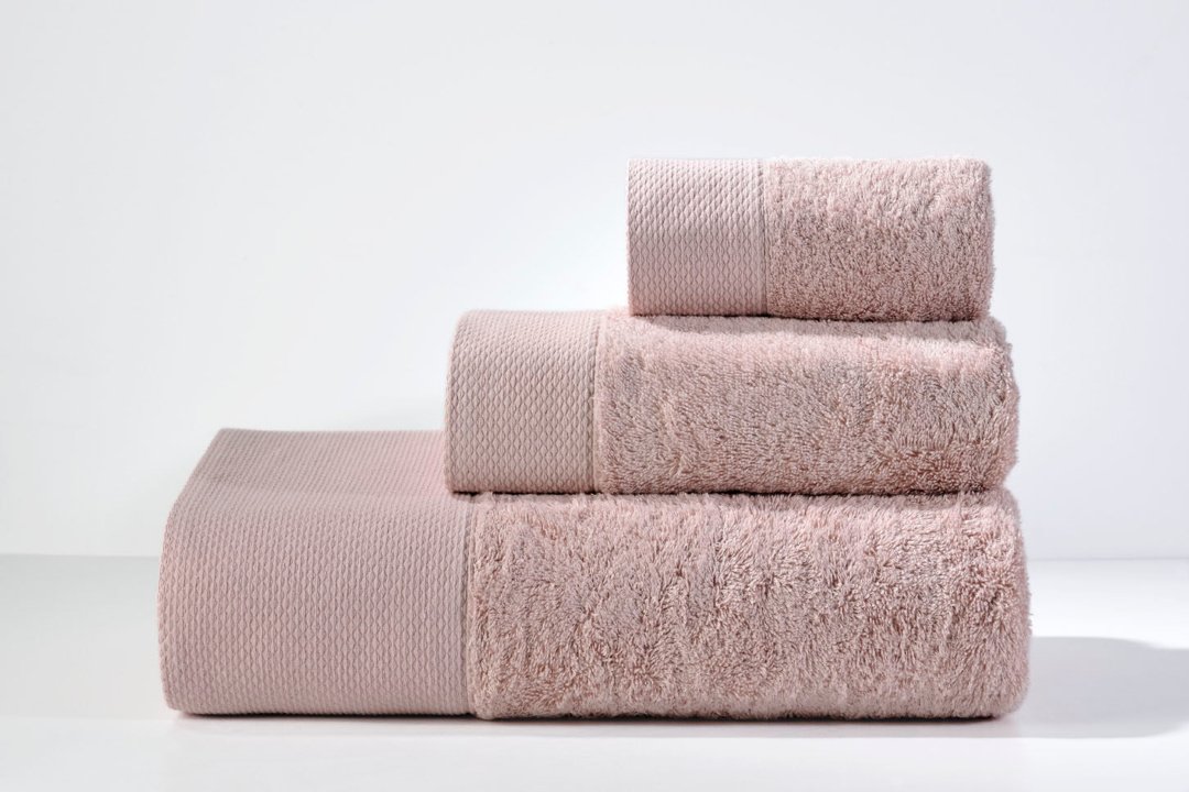 Πετσέτες μπάνιου ροζ, της εταιρίας Downtown Home, σετ τριών τεμαχίων, υψηλής ποιότητας, κατασκευασμένες από βαμβάκι και μπαμπού